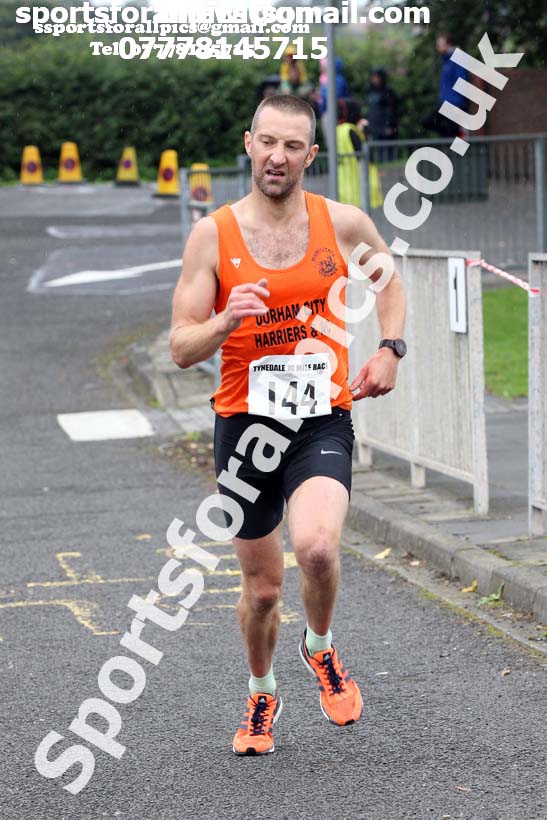 Tynedale Jelly Tea 10 Mile Road Race, Ovingham, Northumberland. Photo: David T. Hewitson/Sports for All Pics